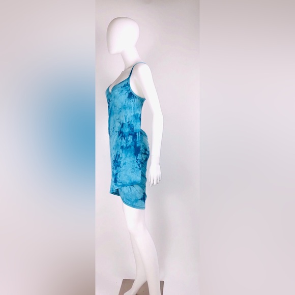 Beach cover up https://www.elamardesigns.com/ - Picture 7 of 11